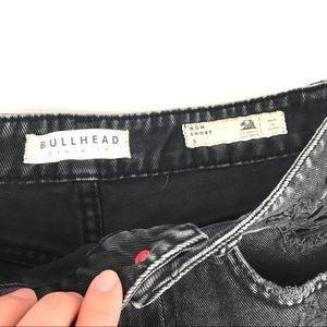 Bullhead Shorts - Bullhead black distressed mom shorts high rise Bullhead Shorts - Bullhead black distressed mom shorts high rise